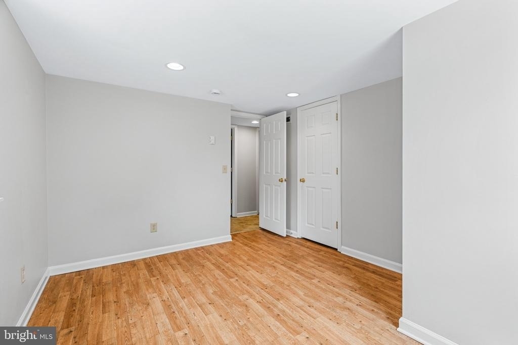 708 E Main Street - Photo 29