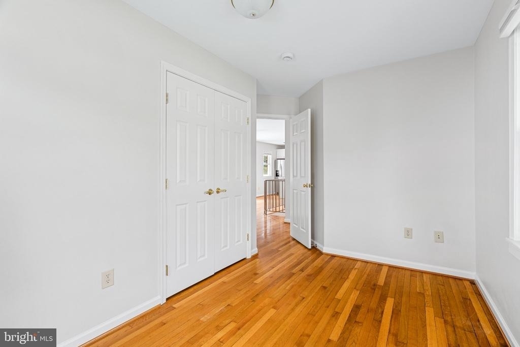 708 E Main Street - Photo 18