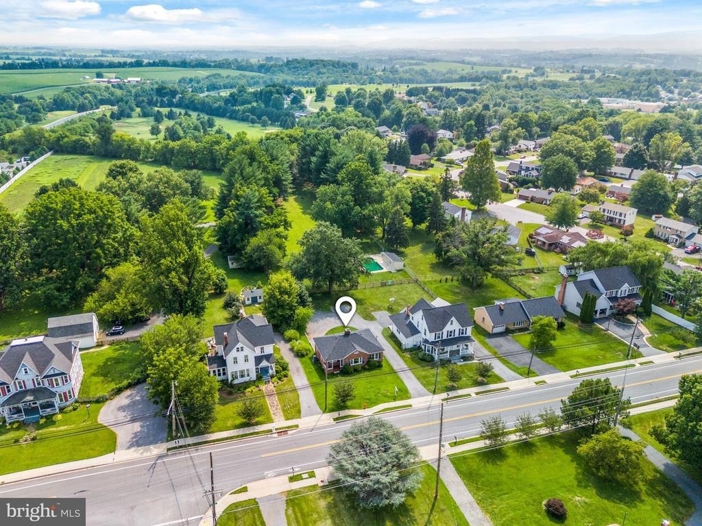 708 E Main Street - Photo 40