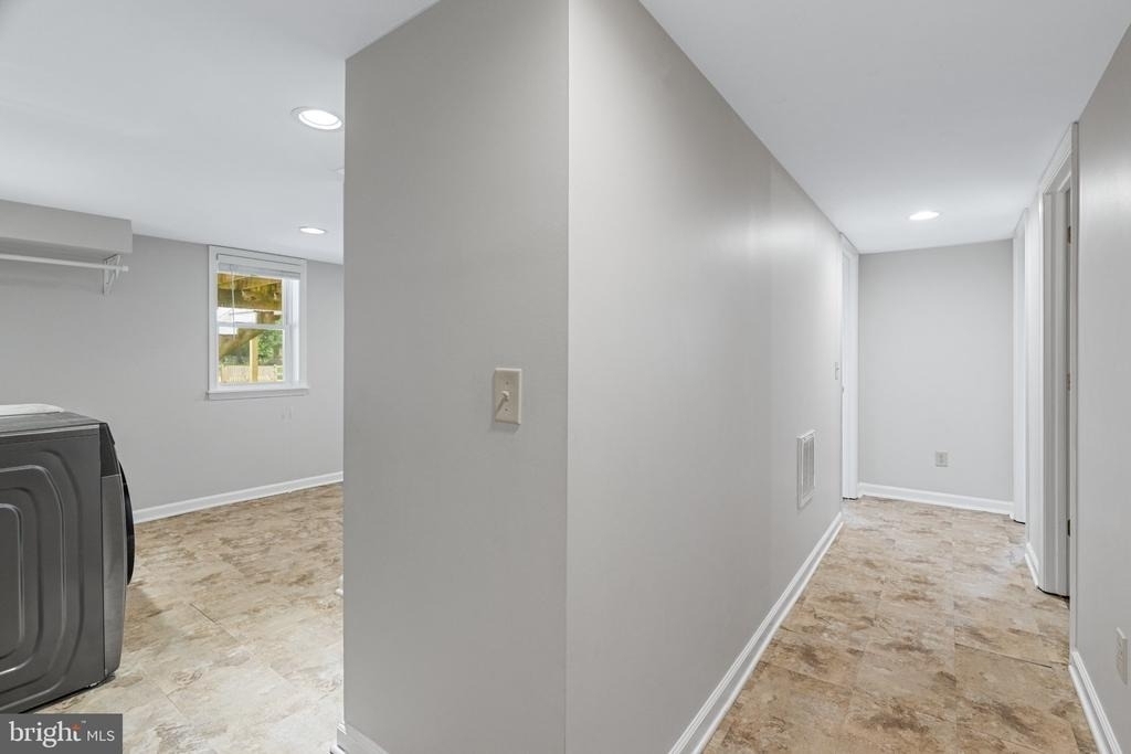 708 E Main Street - Photo 24