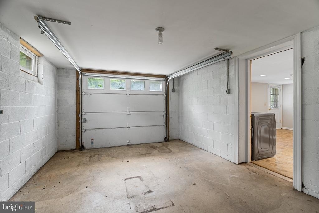 708 E Main Street - Photo 31