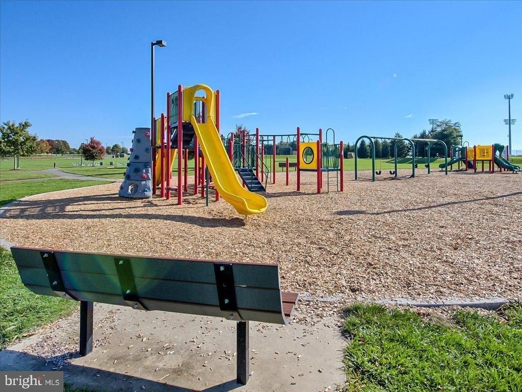 7155 Macon Street - Photo 35