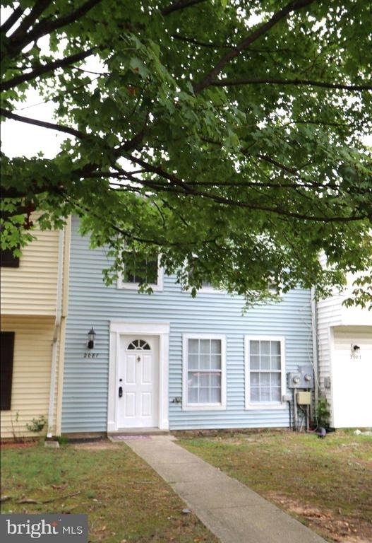 2086 Tanglewood Drive - Photo 1