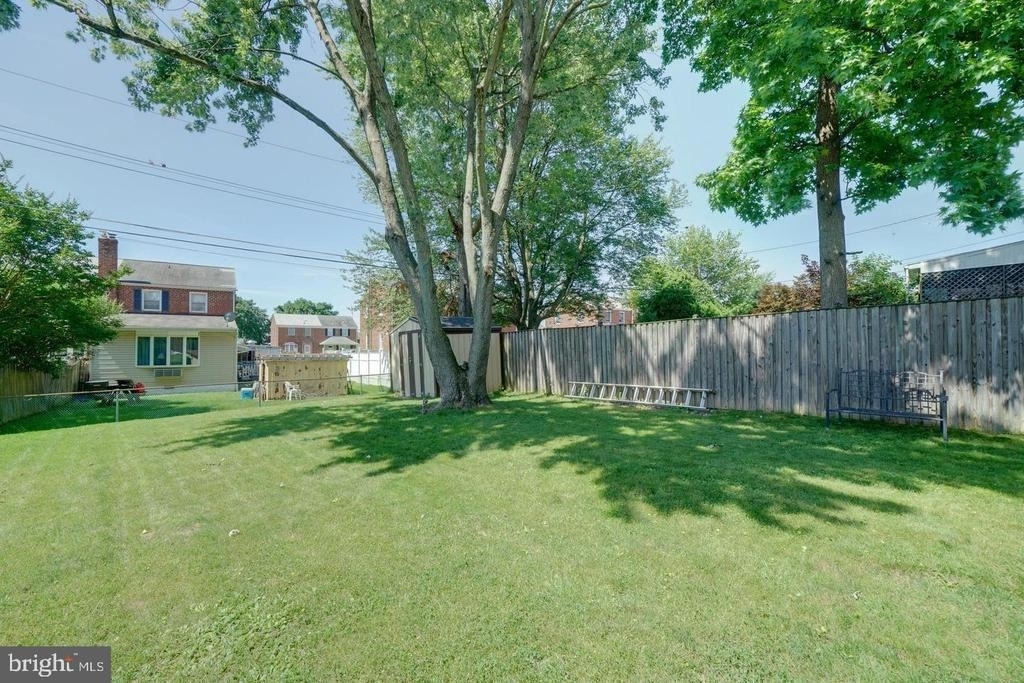 5113 Meridy Avenue - Photo 13