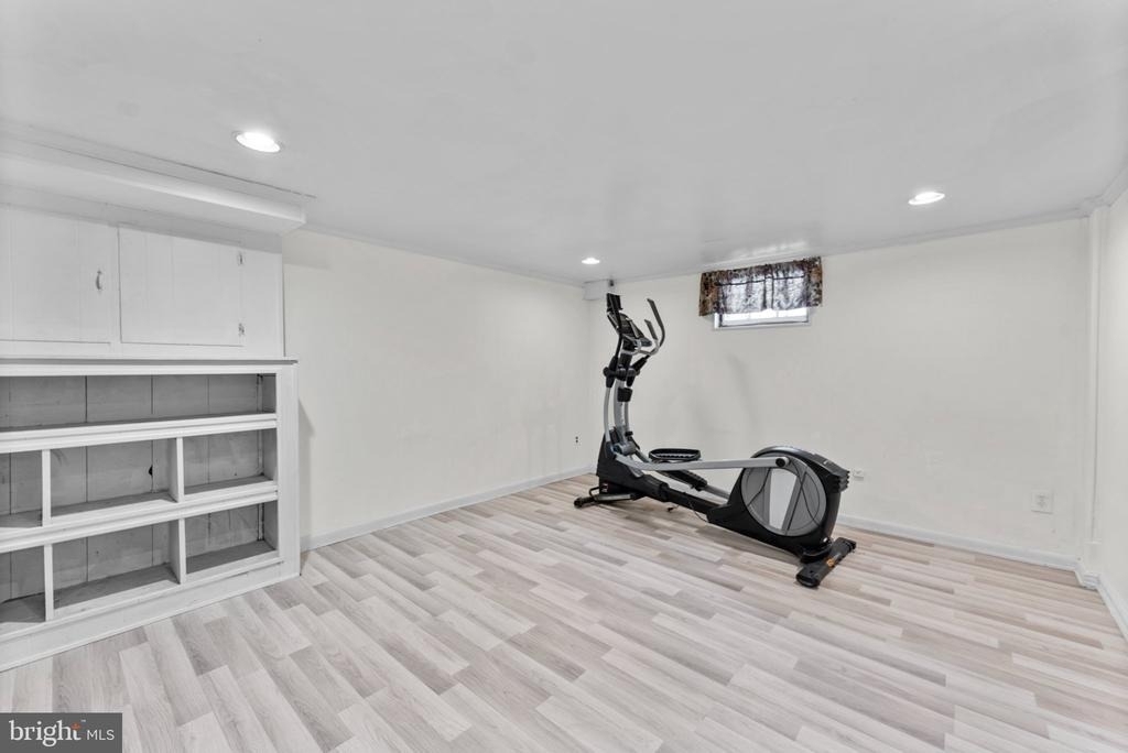 633 Walker Avenue - Photo 18