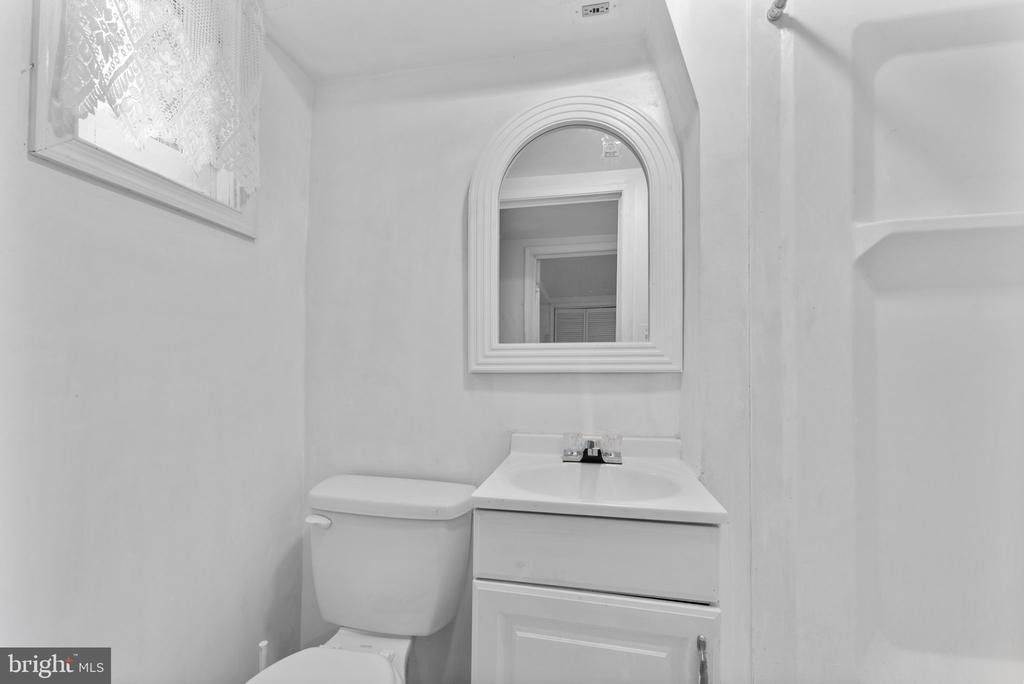 633 Walker Avenue - Photo 22