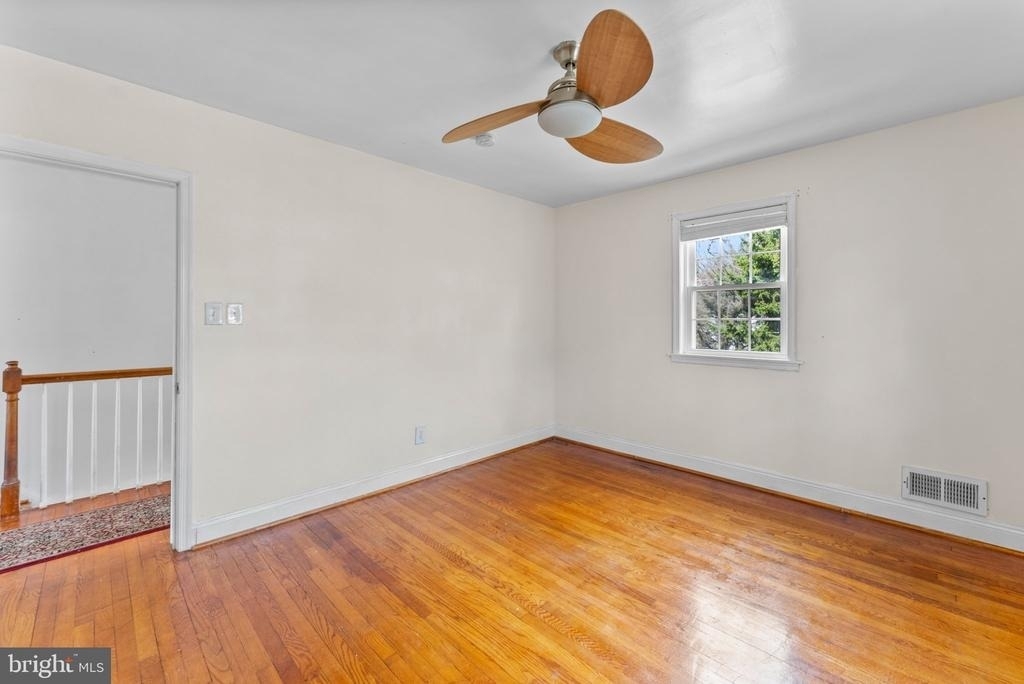 633 Walker Avenue - Photo 14