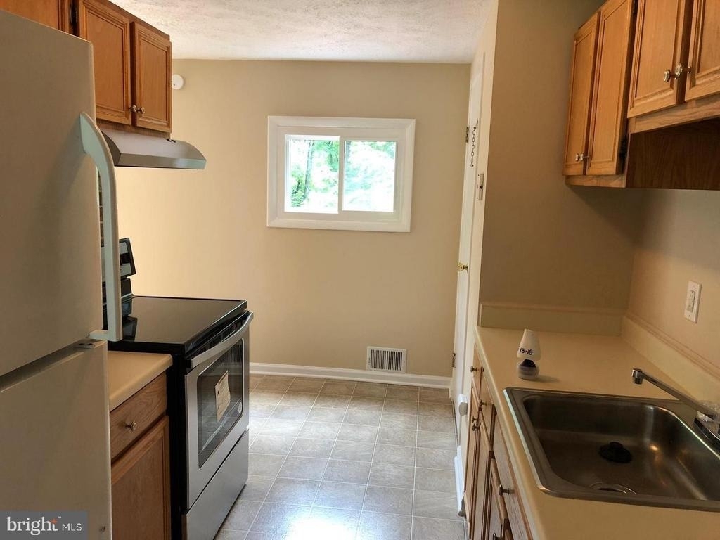 7313 Inwood Avenue - Photo 5