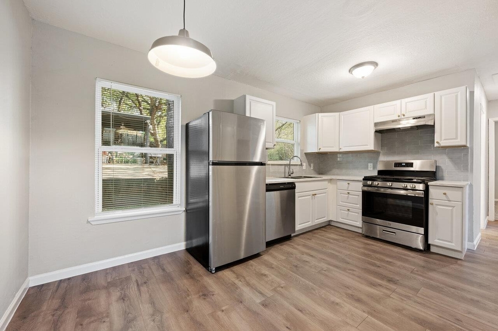 2303 Metcalfe Rd - Photo 9