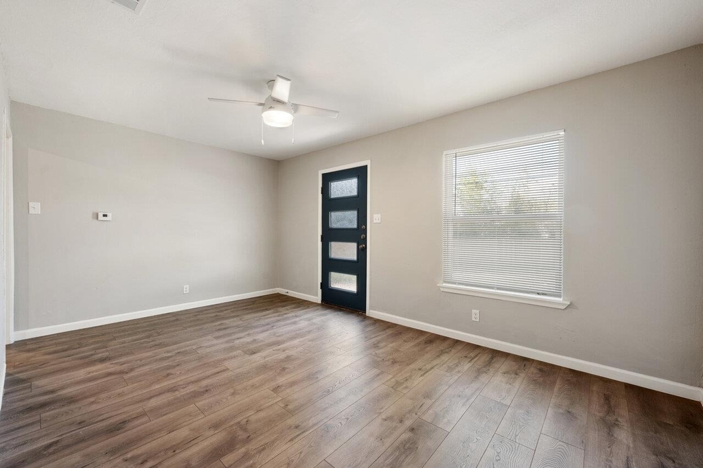 2303 Metcalfe Rd - Photo 5