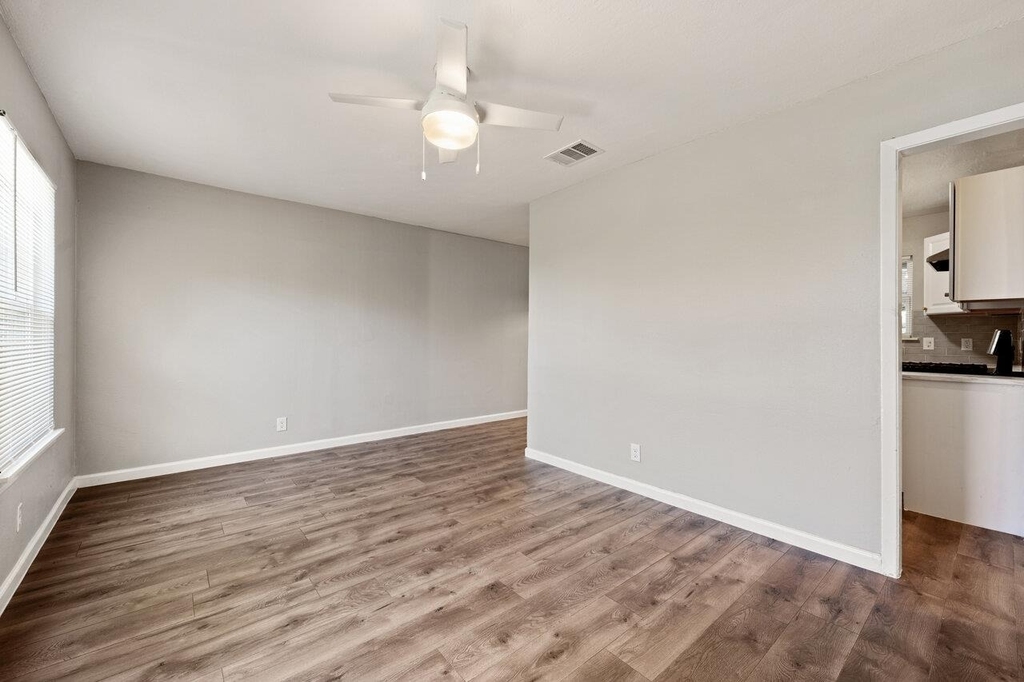2303 Metcalfe Rd - Photo 8