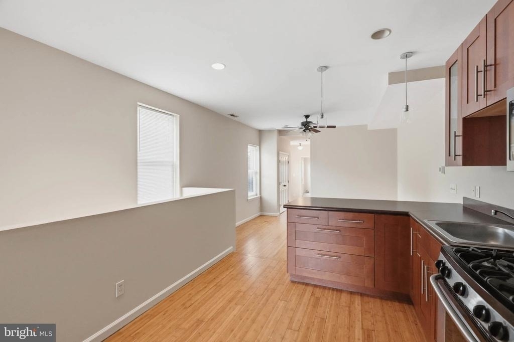 1301 Washington Boulevard - Photo 3
