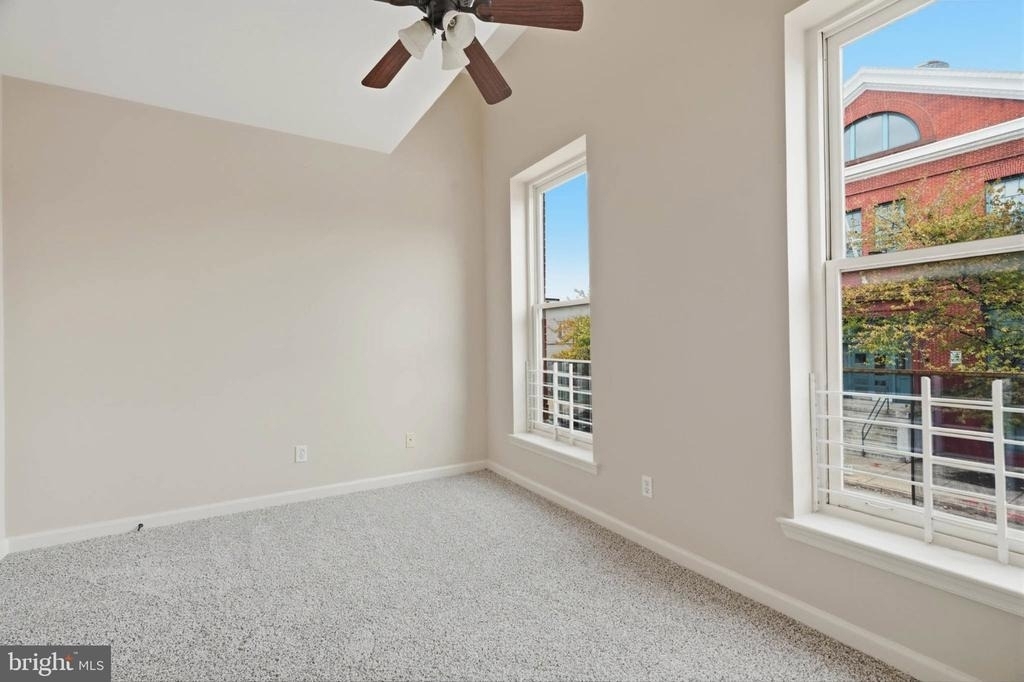 1301 Washington Boulevard - Photo 9