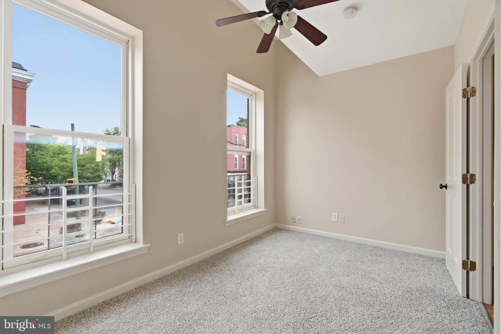 1301 Washington Boulevard - Photo 10