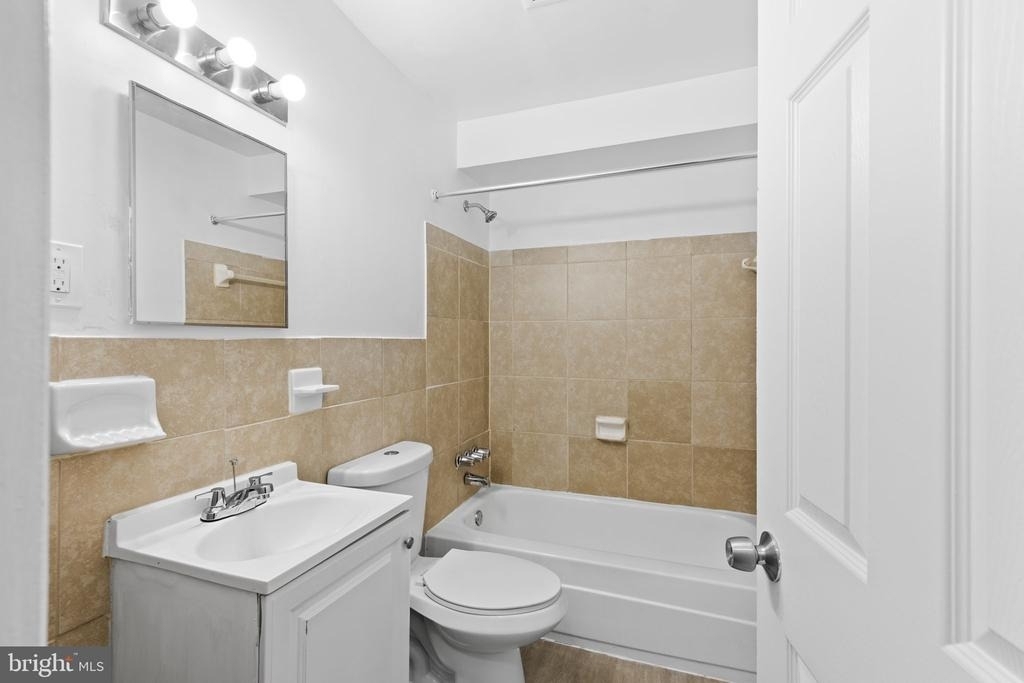 3921 Maine Avenue - Photo 11