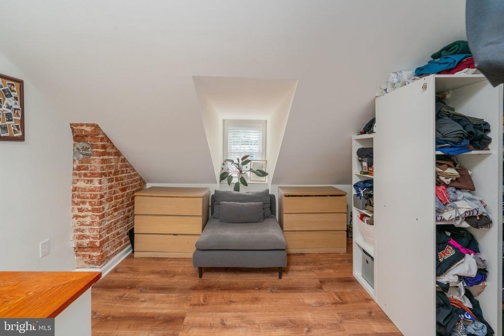 1005 Light Street - Photo 25