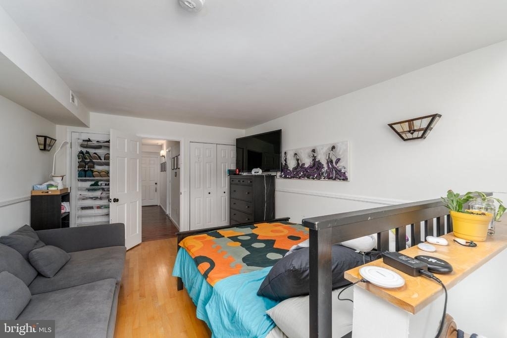 1005 Light Street - Photo 22