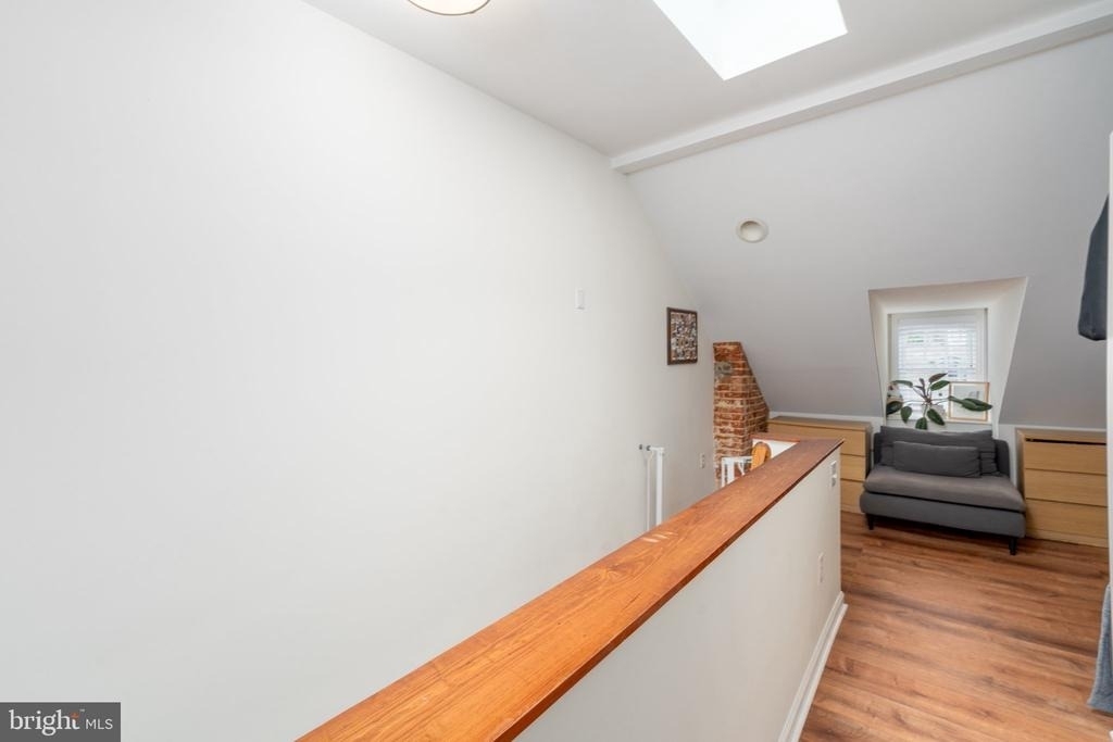 1005 Light Street - Photo 27