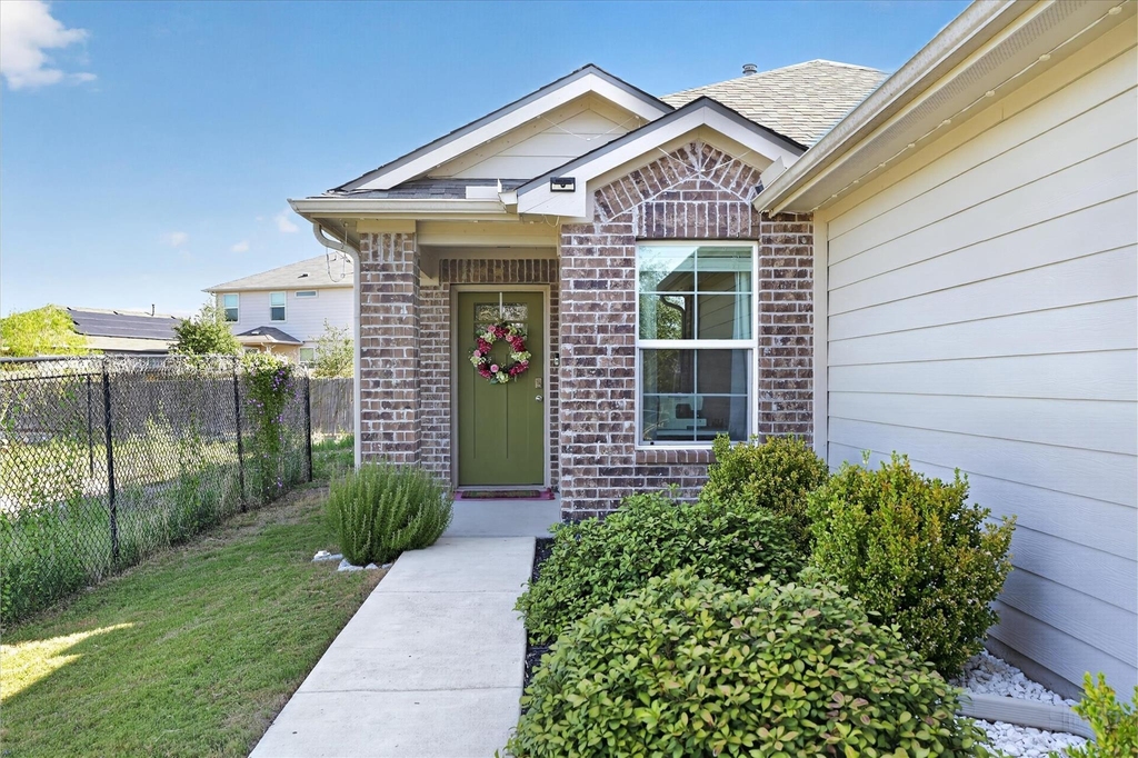 3520 Kotche St - Photo 4
