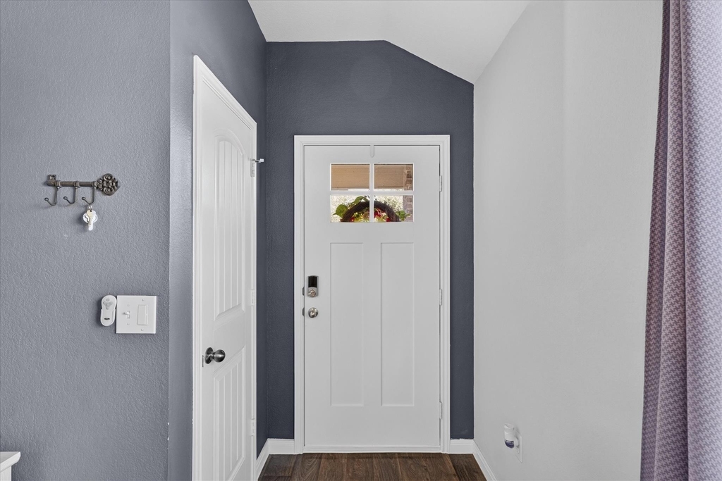 3520 Kotche St - Photo 5