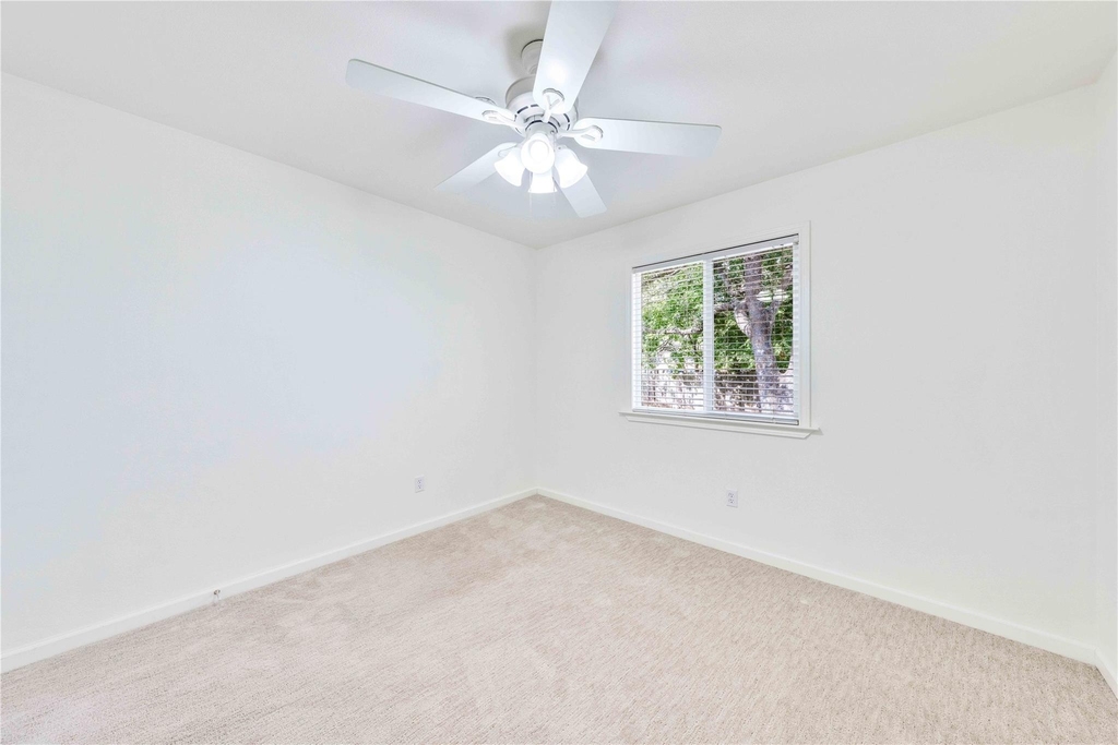 2608 Chowan Way - Photo 17