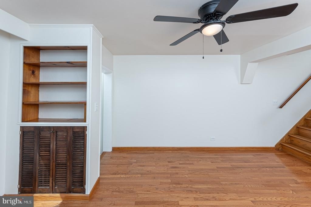 416 E Cross Street - Photo 12