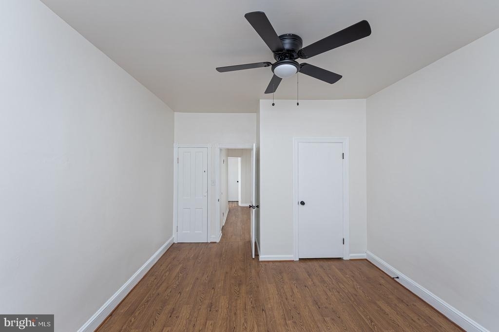 416 E Cross Street - Photo 24