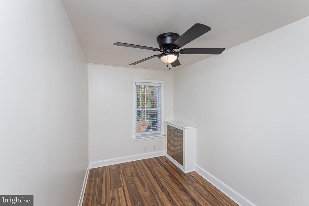 416 E Cross Street - Photo 26