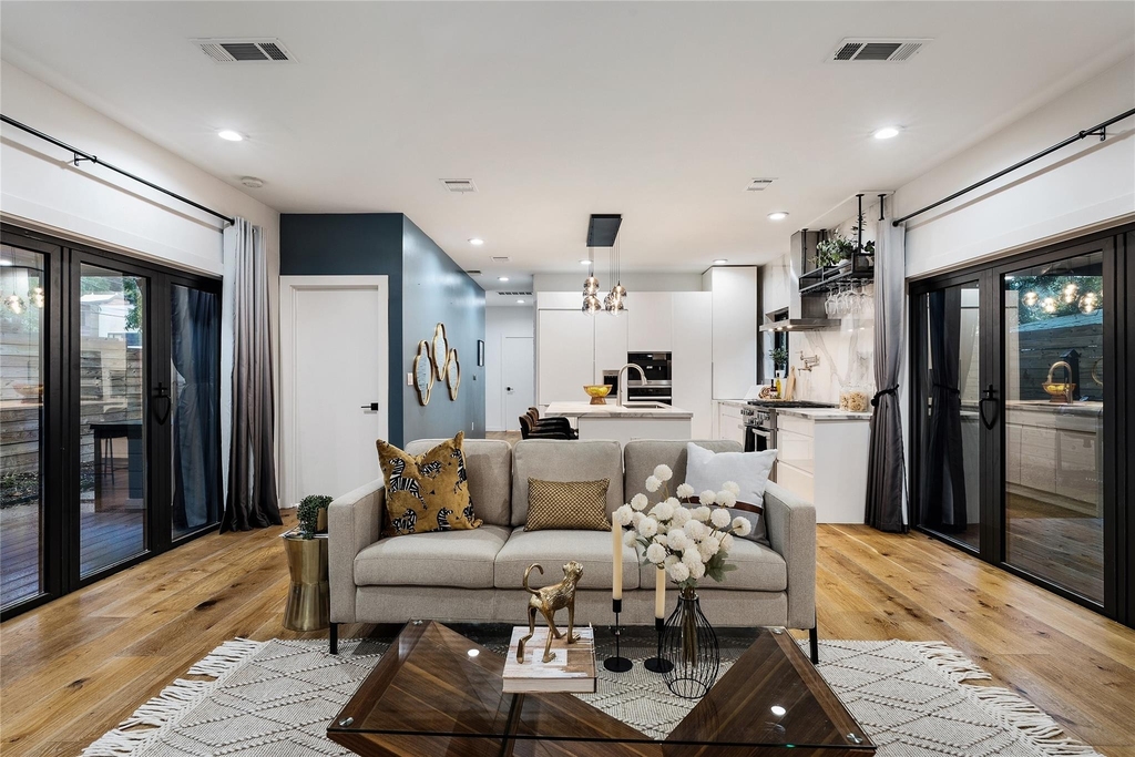 2214 Garden St - Photo 8