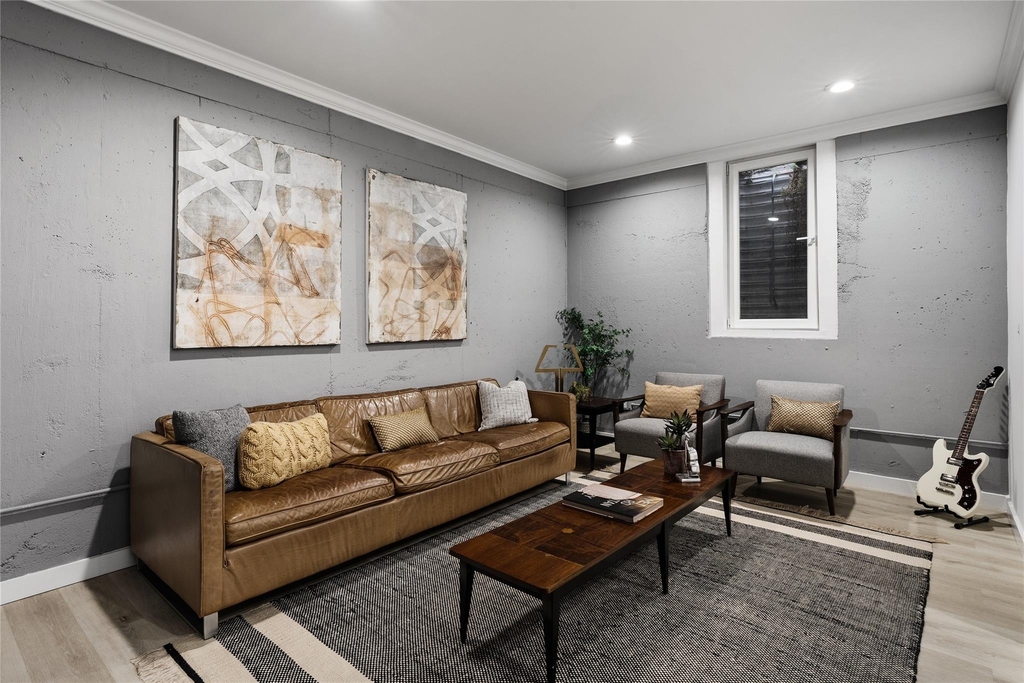 2214 Garden St - Photo 15