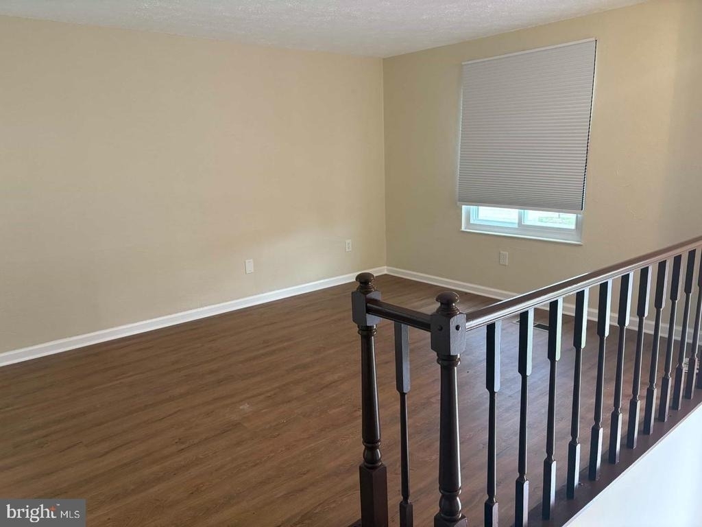 1450 Gesna Drive - Photo 2