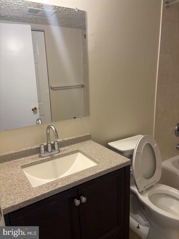 1450 Gesna Drive - Photo 8