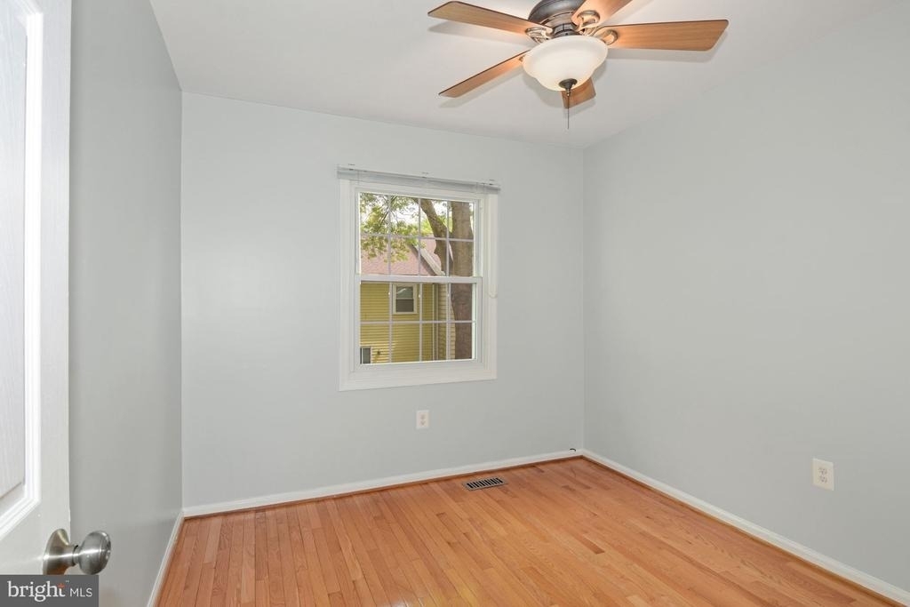 1467 Chatham Court - Photo 12