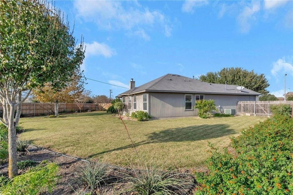 310 Stewart Dr - Photo 22