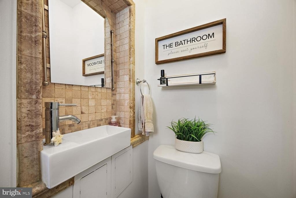 29 Sycamore Street - Photo 7