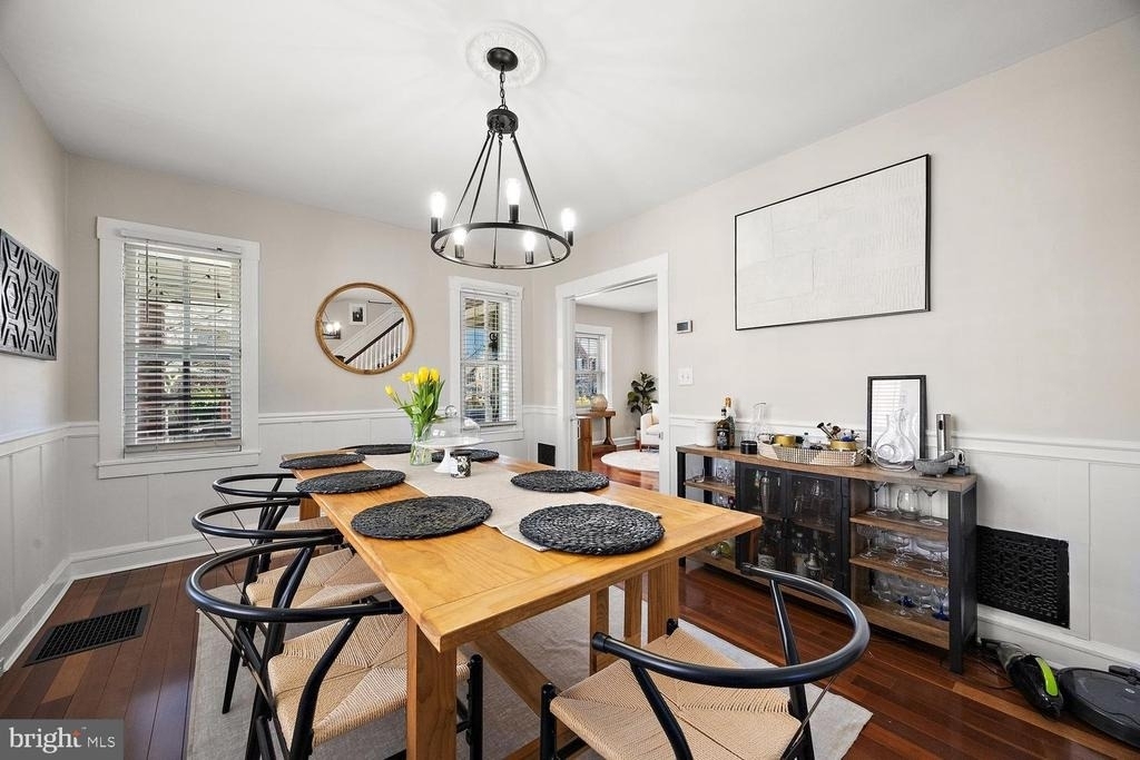 29 Sycamore Street - Photo 4