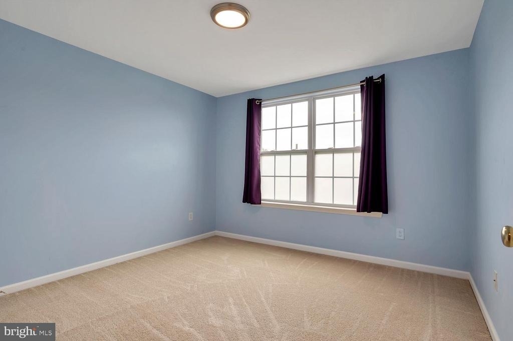 1092 Worth Lane - Photo 8
