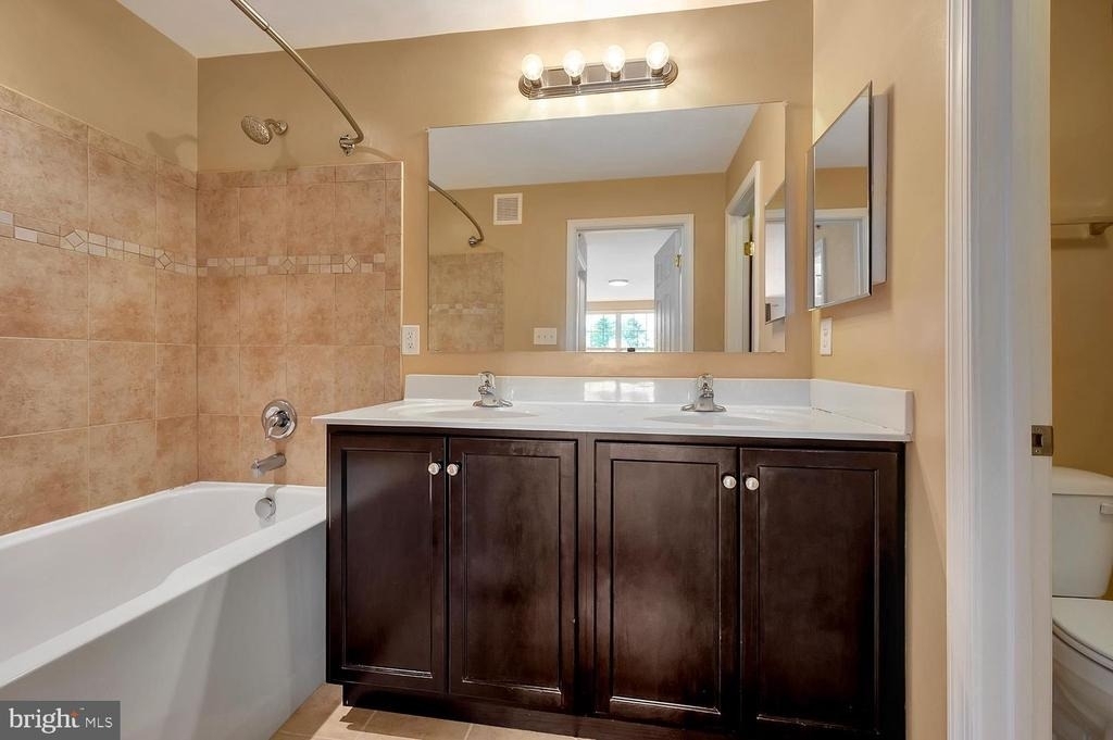 1092 Worth Lane - Photo 13