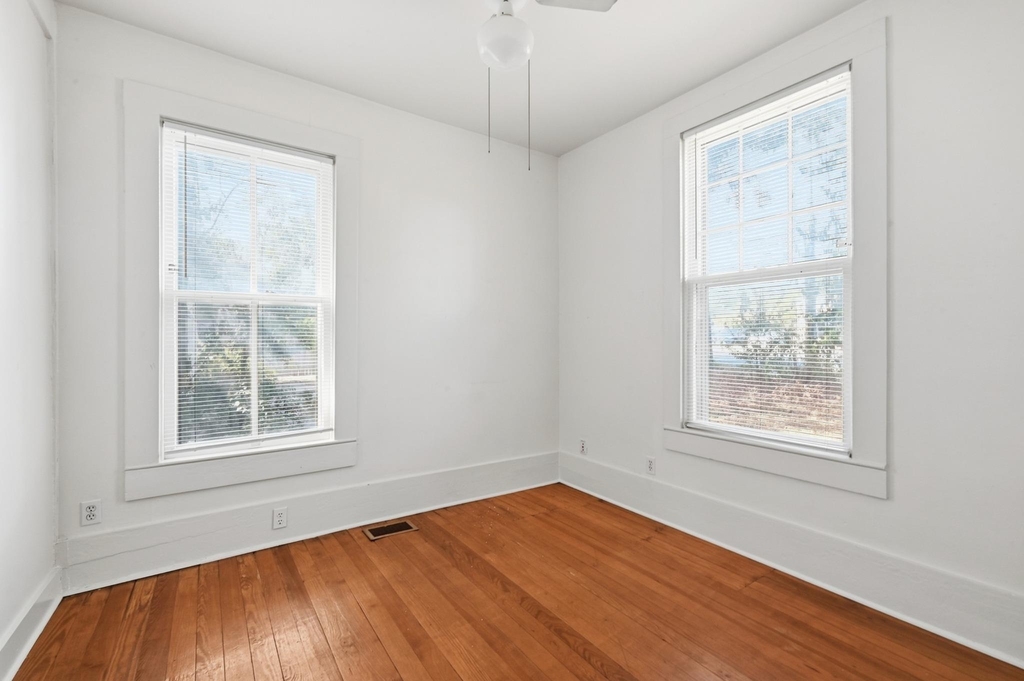 3205 Guadalupe St - Photo 16