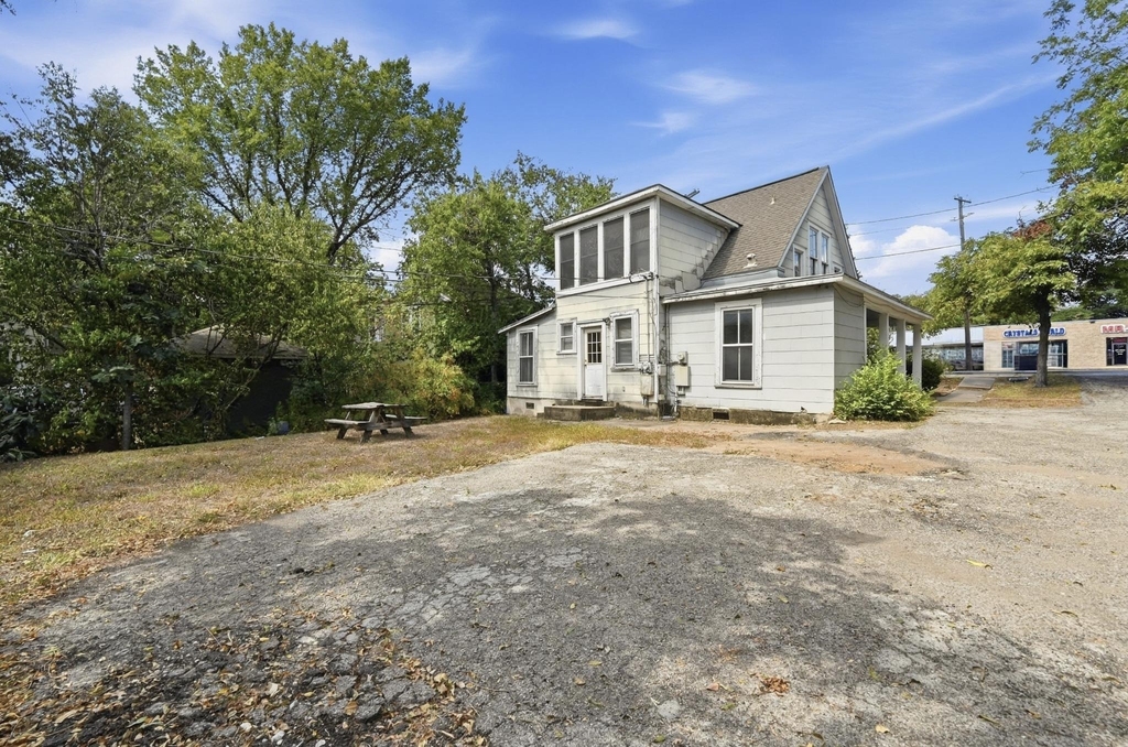 3205 Guadalupe St - Photo 18