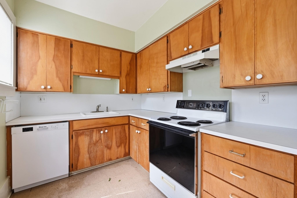3205 Guadalupe St - Photo 9