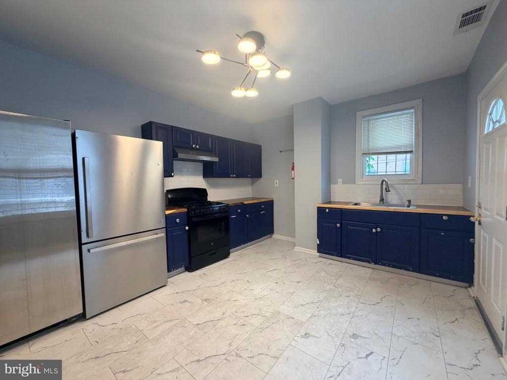 739 Morton Street Nw - Photo 3