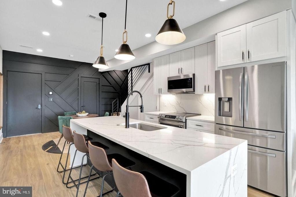 4012 Georgia Avenue Nw - Photo 1