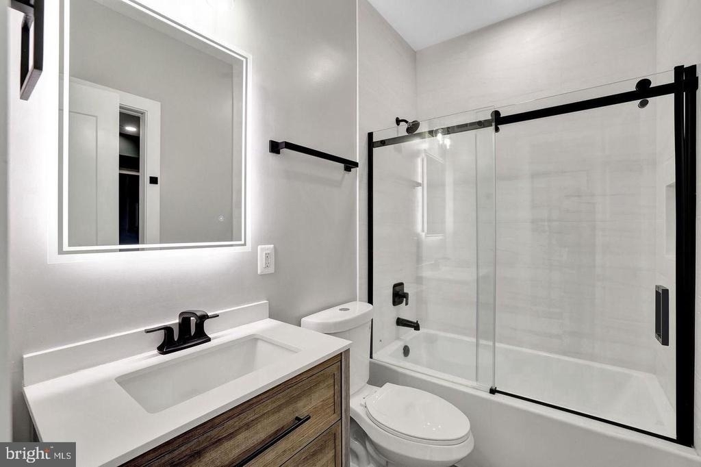 4012 Georgia Avenue Nw - Photo 13