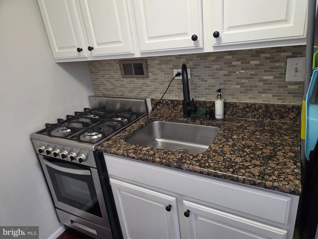 1420 N N Street Nw - Photo 5
