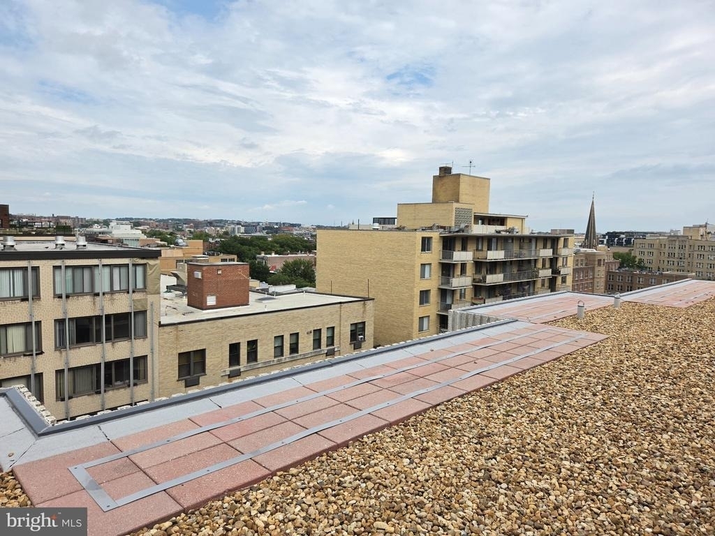 1420 N N Street Nw - Photo 30