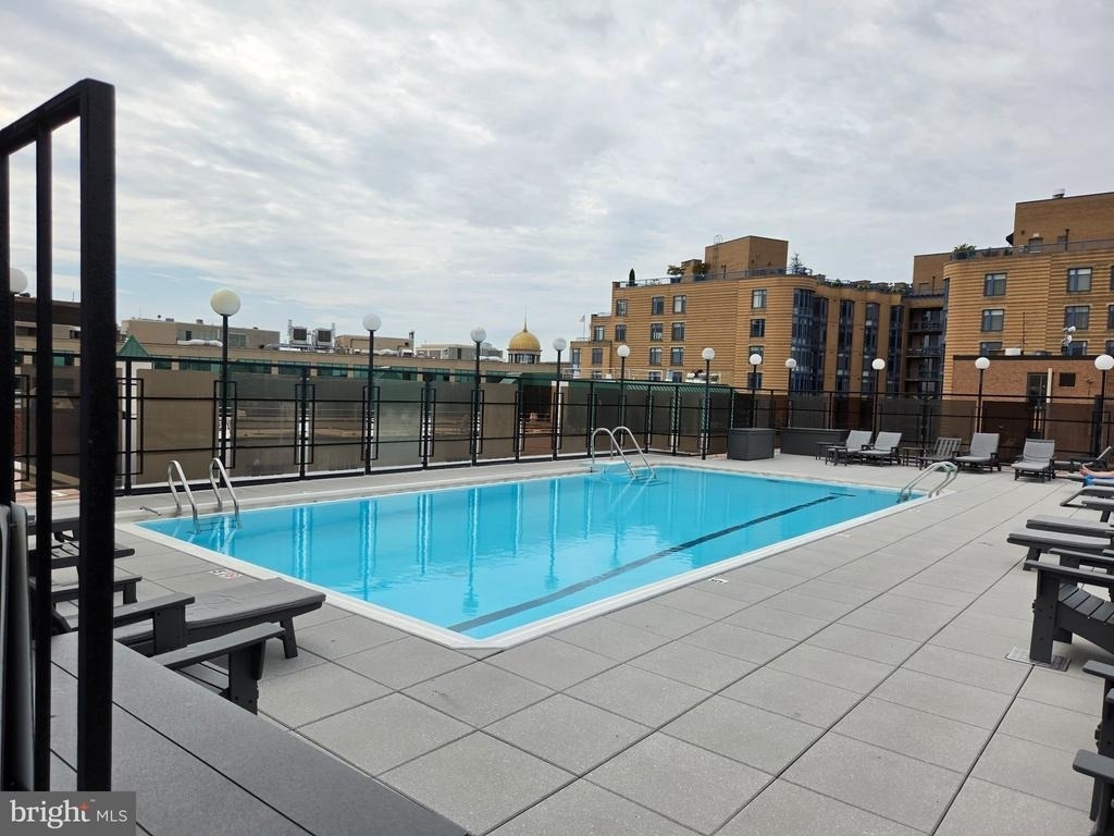 1420 N N Street Nw - Photo 32