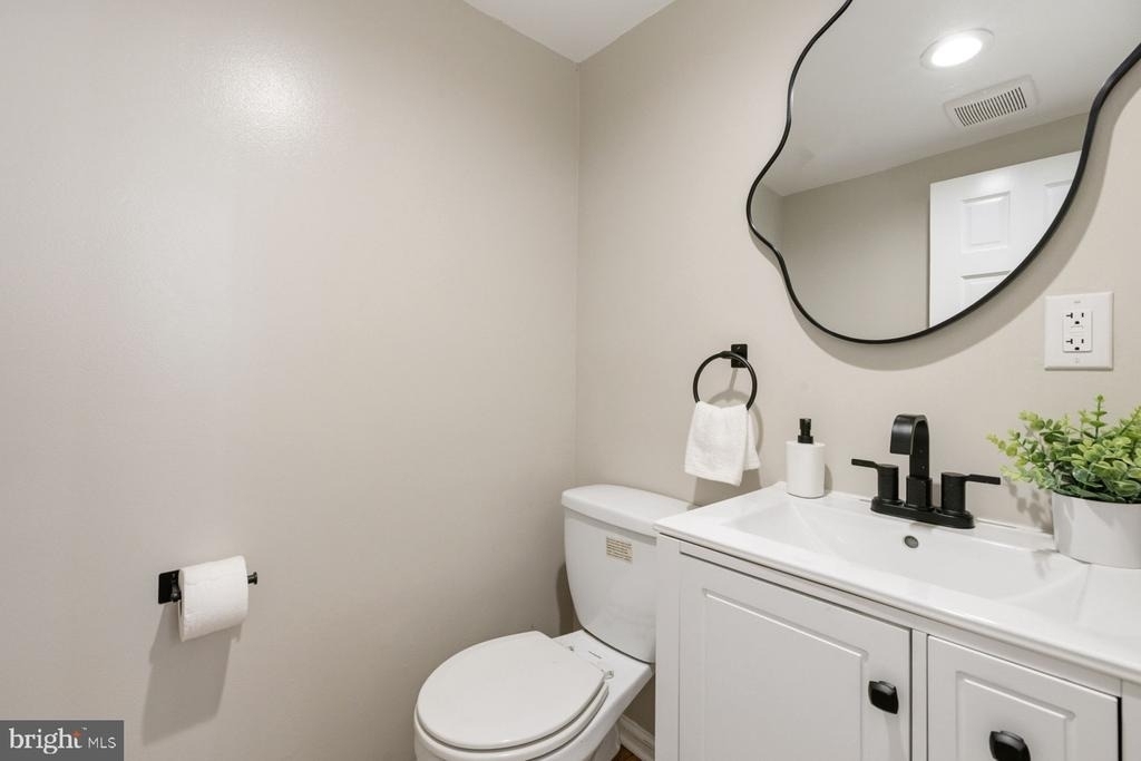 4037 22nd Street Ne - Photo 27