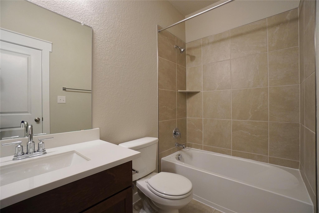 136 Greinert Dr - Photo 30
