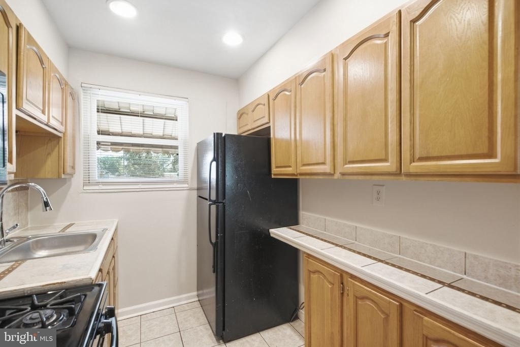 4229 Fort Dupont Terrace Se - Photo 3